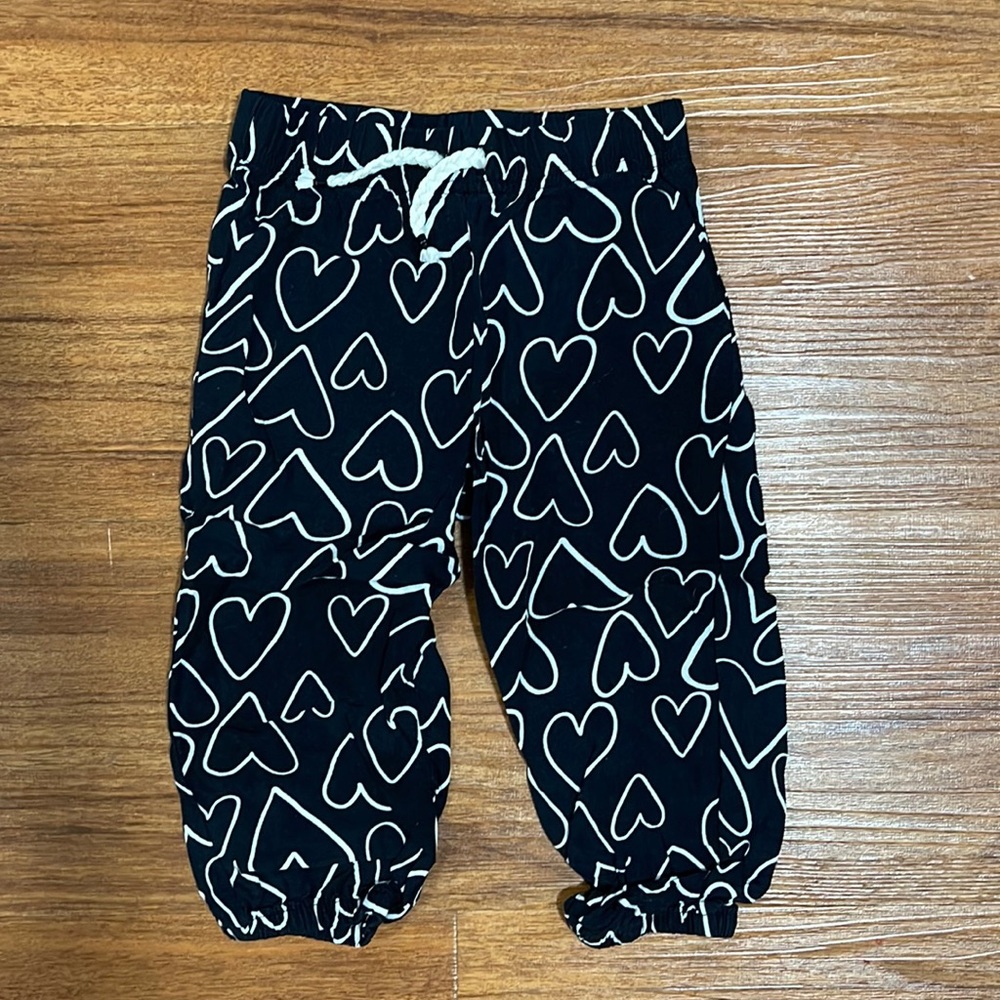 BLACK & WHITE HEART HAREM PANT